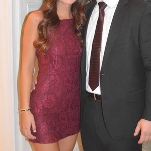 Burgundy lace lulus dress